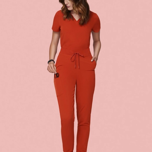 Mandala XS Tall high waisted jogger style scrub bottoms in Rust - Picture 1 of 4